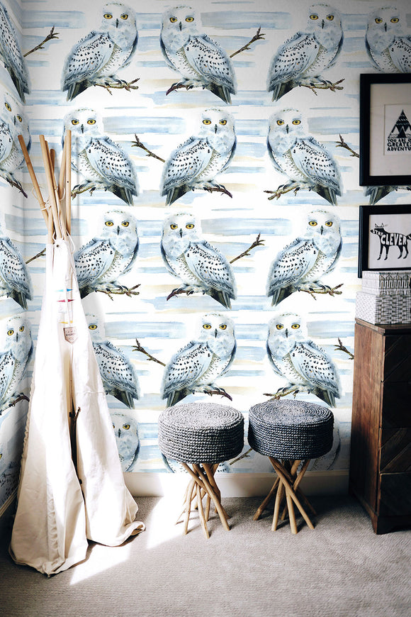 Watercolor Polar Owl Repeat Pattern Wallpaper